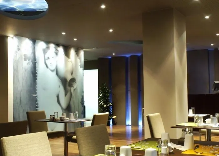 كوز أكتيس آرت