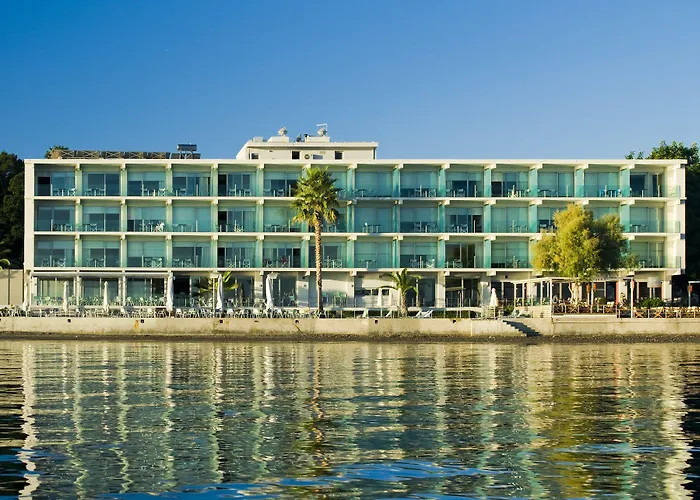 كوز أكتيس آرت 4*