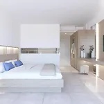 كوز أكتيس آرت بلدة كوس