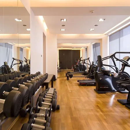 코스 아크티스 아트 4*