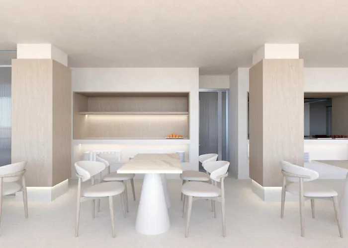 Aktis Art Hotel 4*
